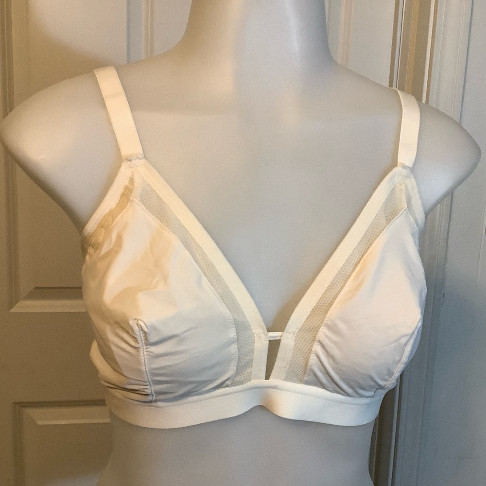 Blake & Co white Bra size X-Large